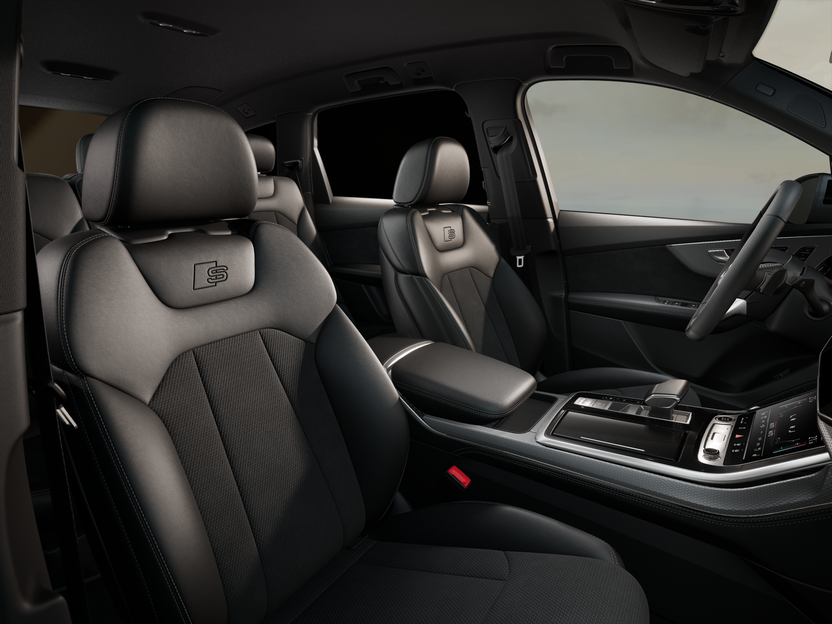 Изображение на Audi Q7 S line 50 TDI quattro