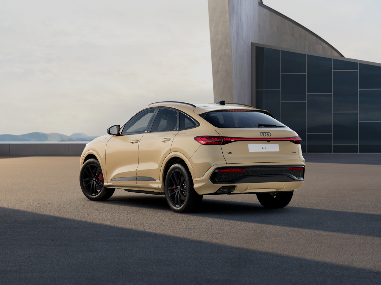 Изображение на Audi Q5 Sportback TDI quattro