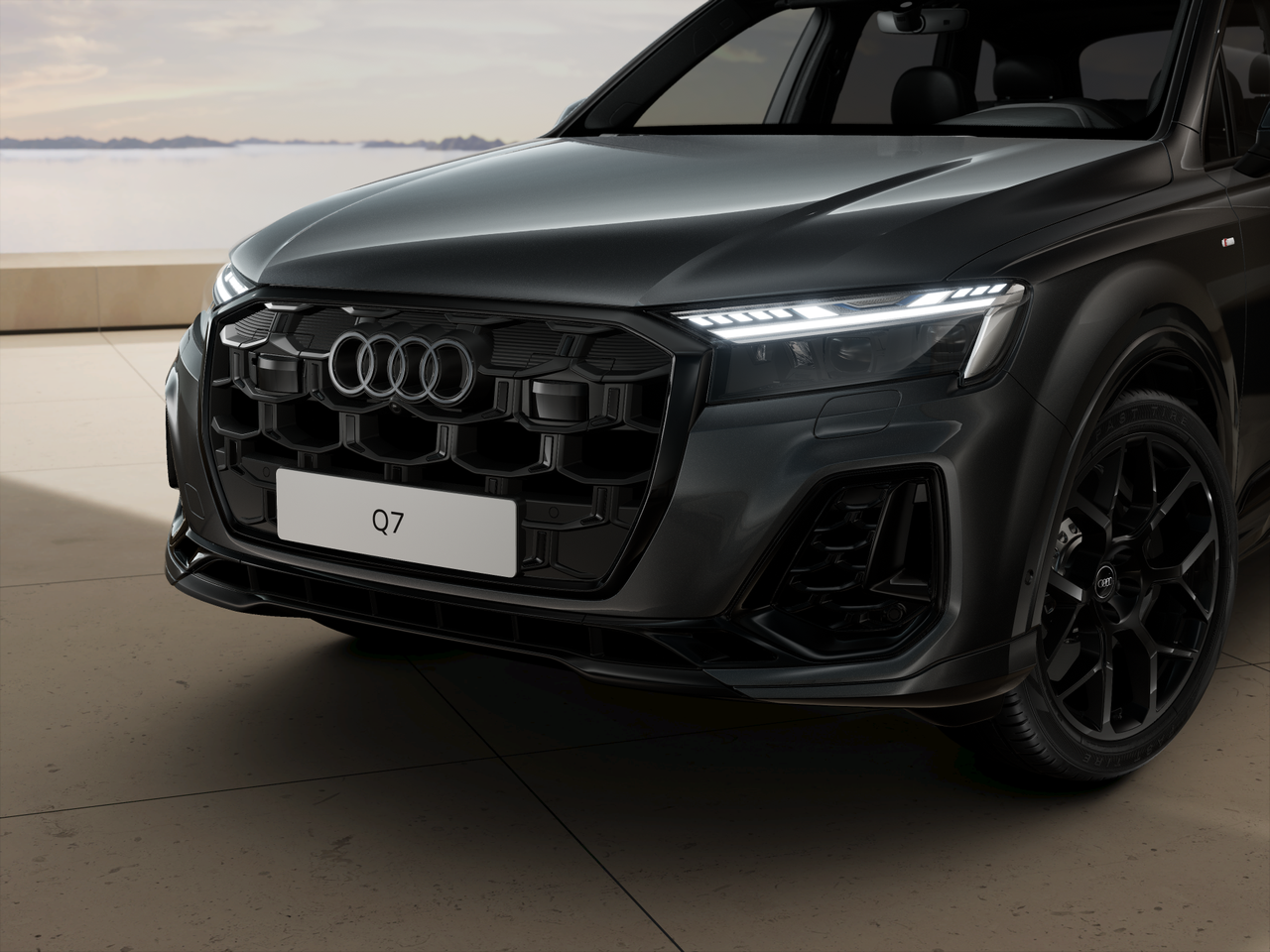 Изображение на Audi Q7 S line 55 TFSIe quattro