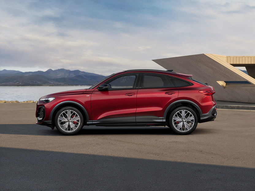Изображение на Audi Q5 Sportback 150 kW TDI quattro