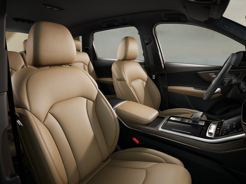 Изображение на Audi Q7 S line 50 TDI quattro