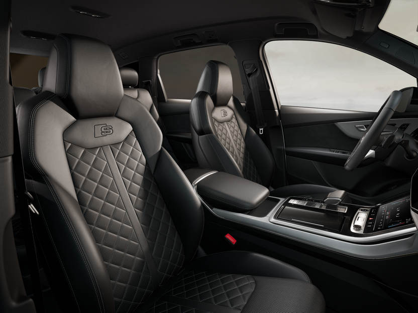 Изображение на Audi Q7 S line 50 TDI quattro