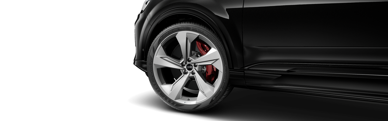 Изображение на Audi Q7 S line 55 TFSIe quattro