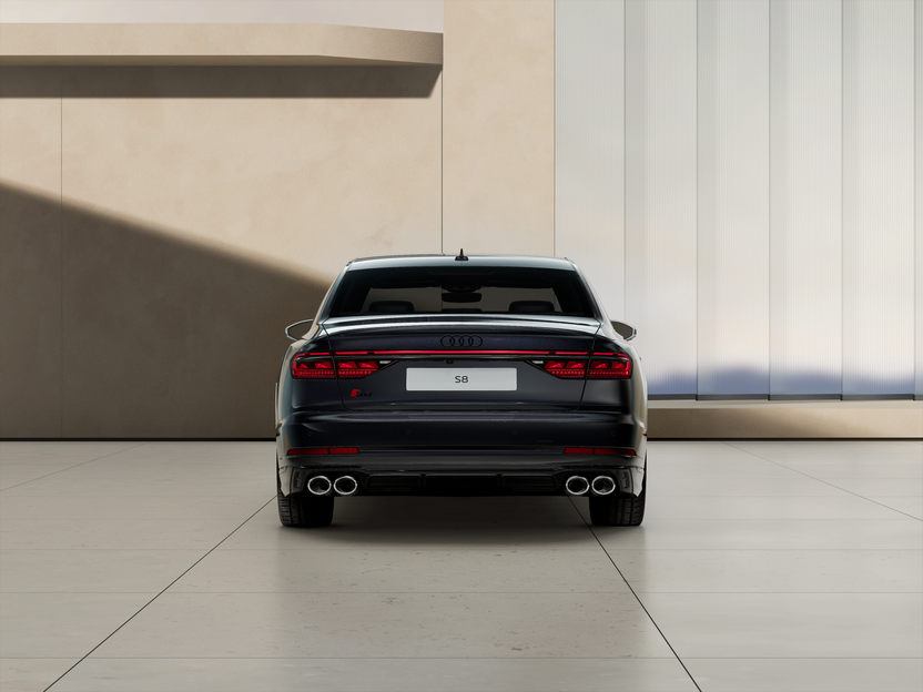 Изображение на Audi S8 TFSI quattro