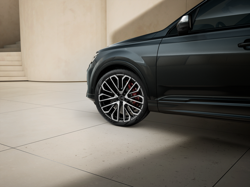 Изображение на Audi SQ7 TFSI quattro