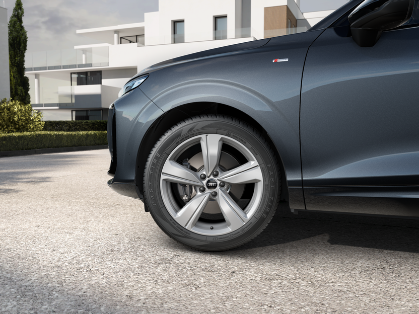 Изображение на Audi Q3 Sportback 150 kW TFSI quattro