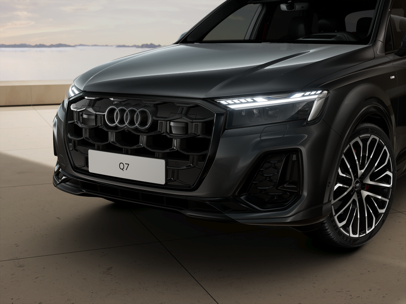Изображение на Audi Q7 S line 50 TDI quattro