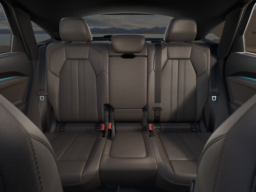 Изображение на Audi Q5 Sportback 150 kW TDI quattro