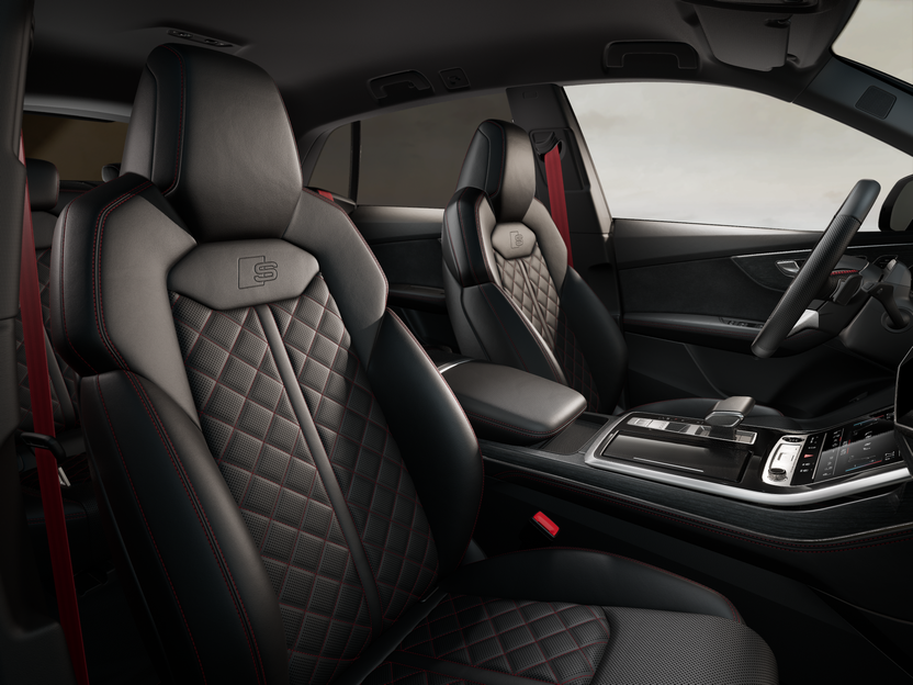 Изображение на Audi Q8 50 TDI quattro