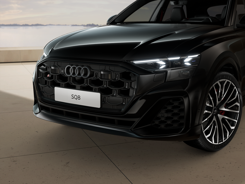 Изображение на Audi SQ8 TFSI quattro