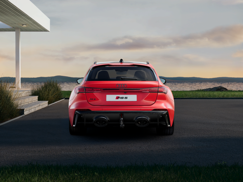 Изображение на Audi RS 5 Avant PHEV quattro