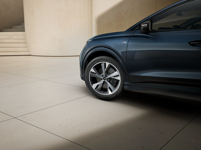 Изображение на Audi Q4 e-tron 220 kW quattro