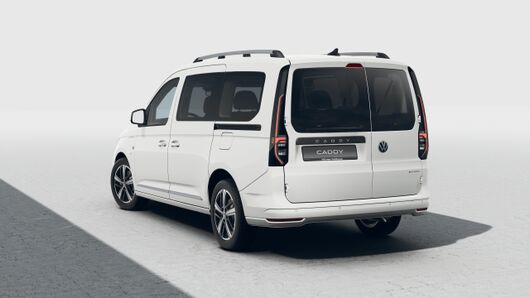 Изображение на Caddy Style Maxi eHybrid 7 места