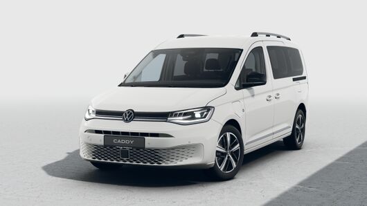 Изображение на Caddy Style Maxi eHybrid 7 места