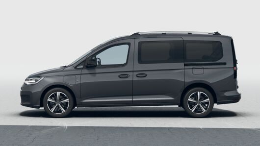 Изображение на Caddy Style Maxi eHybrid 7 места