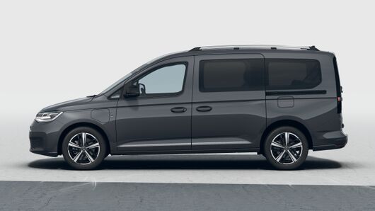Изображение на Caddy Style Maxi eHybrid 7 места
