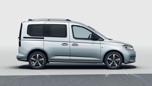 Изображение на Caddy Style eHybrid 5 места