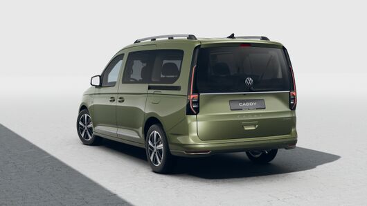 Изображение на Caddy Style Maxi eHybrid 7 места