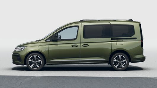 Изображение на Caddy Style Maxi eHybrid 7 места