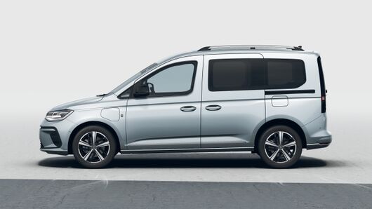 Изображение на Caddy Style eHybrid 5 места
