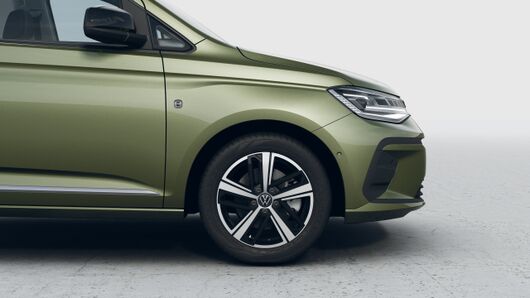 Изображение на Caddy Style eHybrid 5 места