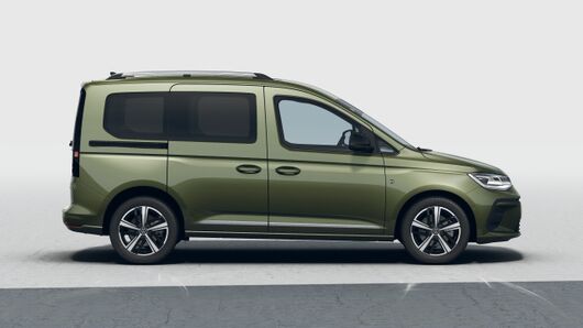 Изображение на Caddy Style eHybrid 5 места