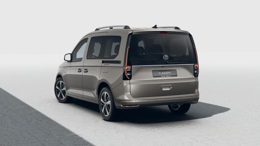 Изображение на Caddy Style eHybrid 5 места