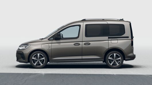 Изображение на Caddy Style eHybrid 5 места