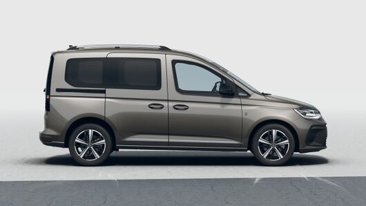 Изображение на Caddy Style eHybrid 5 места