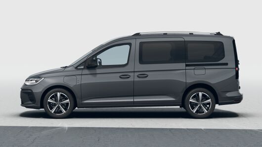 Изображение на Caddy Style Maxi eHybrid 7 места