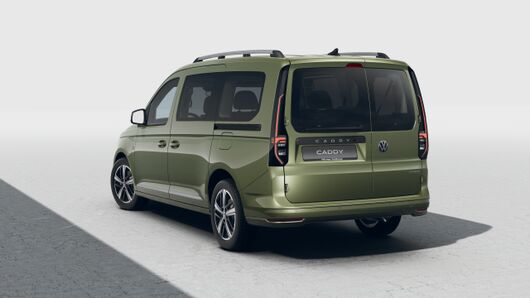 Изображение на Caddy Style Maxi eHybrid 7 места