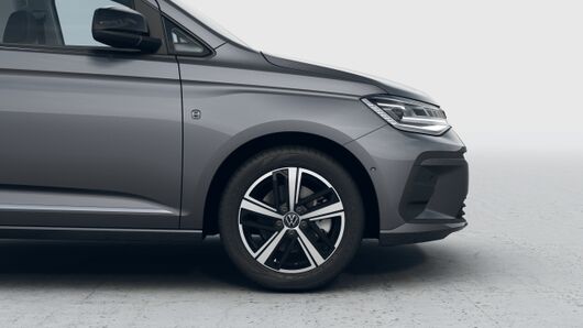 Изображение на Caddy Style Maxi eHybrid 7 места