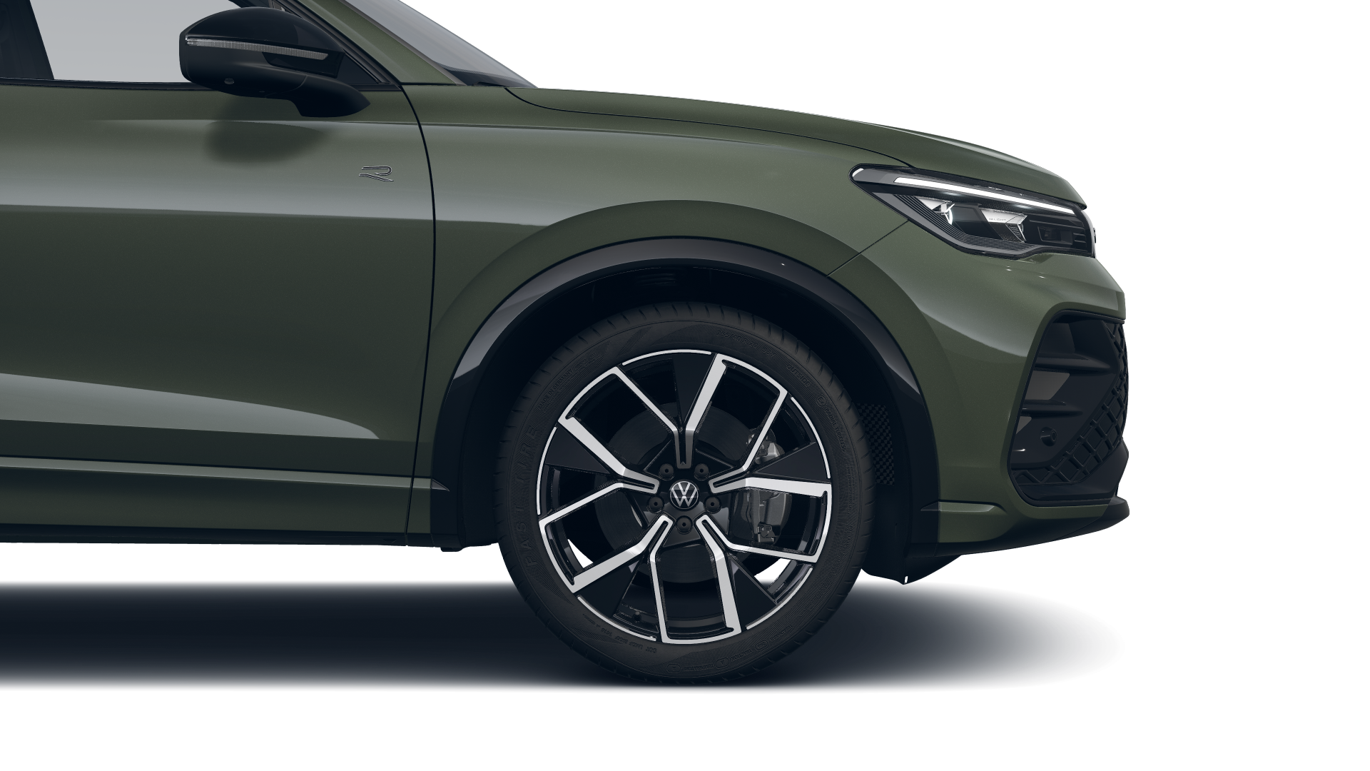 Изображение на Tiguan R-Line Plus 2.0 TDI 4MOTION DSG