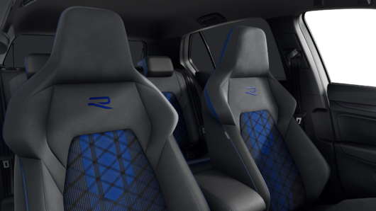 Изображение на Golf 8 R 2.0 TSI OPF DSG 4MOTION