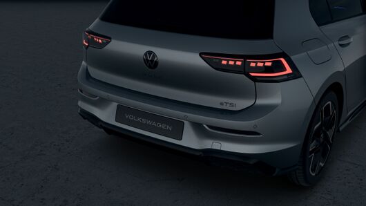 Изображение на Golf 8 R-Line Plus 1.5 eTSI OPF DSG