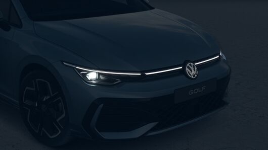 Изображение на Golf 8 R-Line Plus 1.5 eTSI OPF DSG