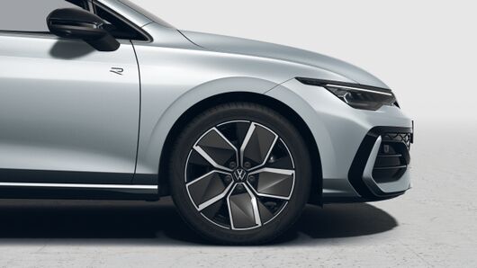 Изображение на Golf 8 R-Line Plus 2.0 TSI OPF 4M DSG