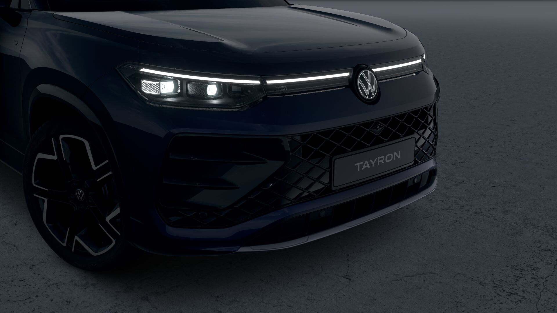 Изображение на Tayron R-Line Plus 2.0 TSI OPF 4MOT DSG