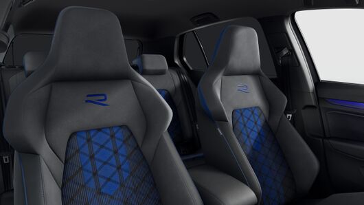 Изображение на Golf 8 R 2.0 TSI OPF DSG 4MOTION