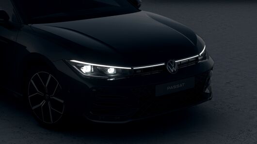 Изображение на Passat 9 R-Line Plus 2.0 TDI DSG 4MOTION