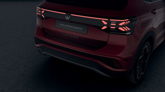 Изображение на T-Cross R-Line PLUS 1.5 TSI OPF DSG