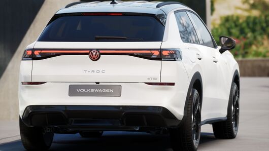 Изображение на T-Roc R-Line 1.5 eTSI OPF DSG