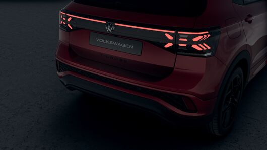 Изображение на T-Cross R-Line PLUS 1.5 TSI OPF DSG