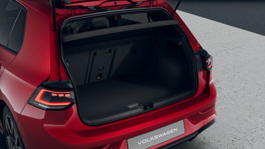 Изображение на Golf 8 R-Line Plus 2.0 TSI OPF 4M DSG