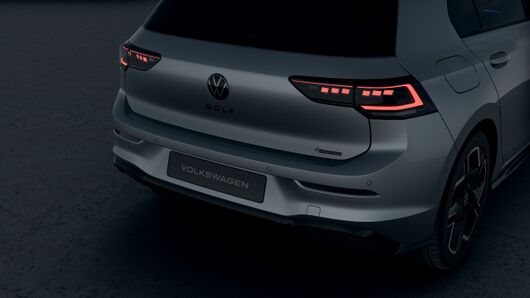 Изображение на Golf 8 R-Line Plus 2.0 TSI OPF 4M DSG