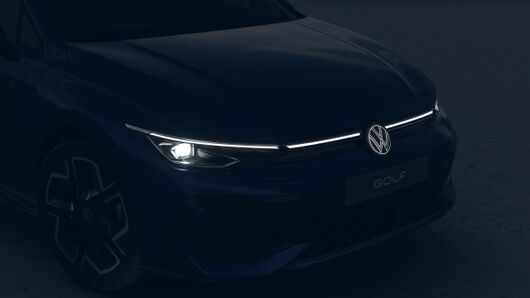 Изображение на Golf 8 R-Line Plus 2.0 TDI DSG