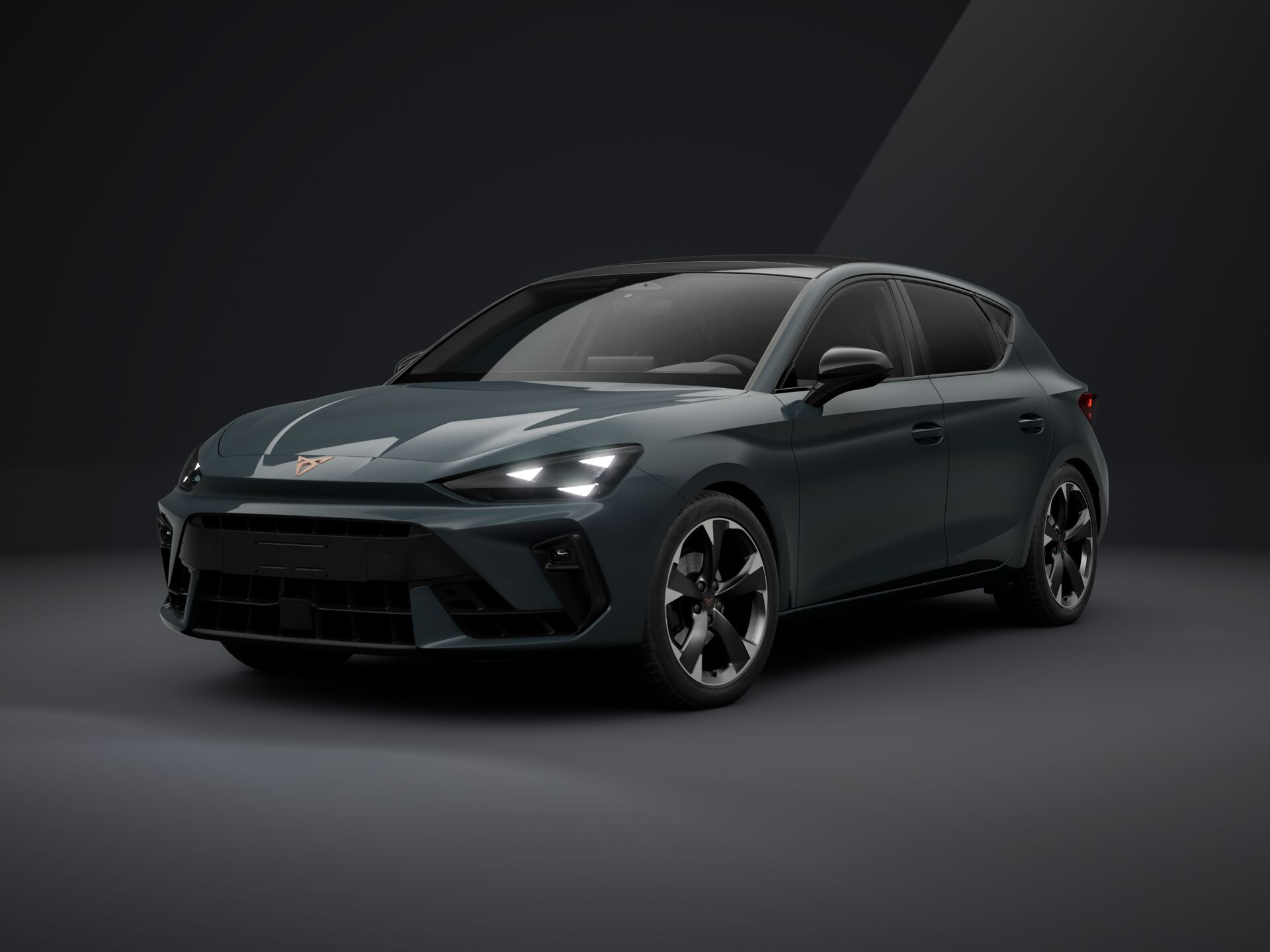 Imagen de un Nuevo Cupra Leon 1.5 TSI mHEV AT