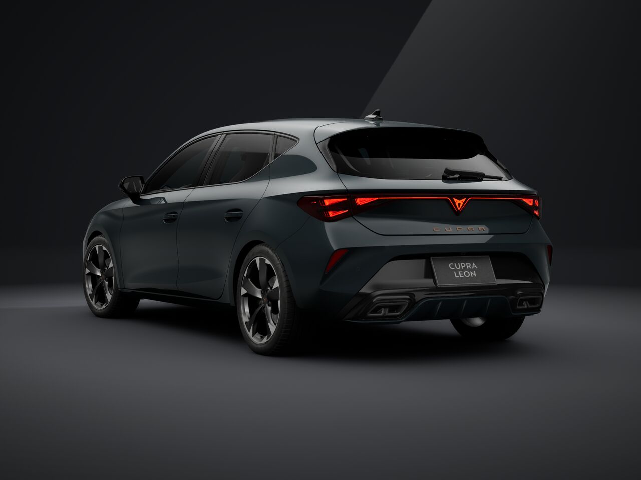 Imagen de un Cupra Leon 1.5 TSI mHEV AT Paquete High