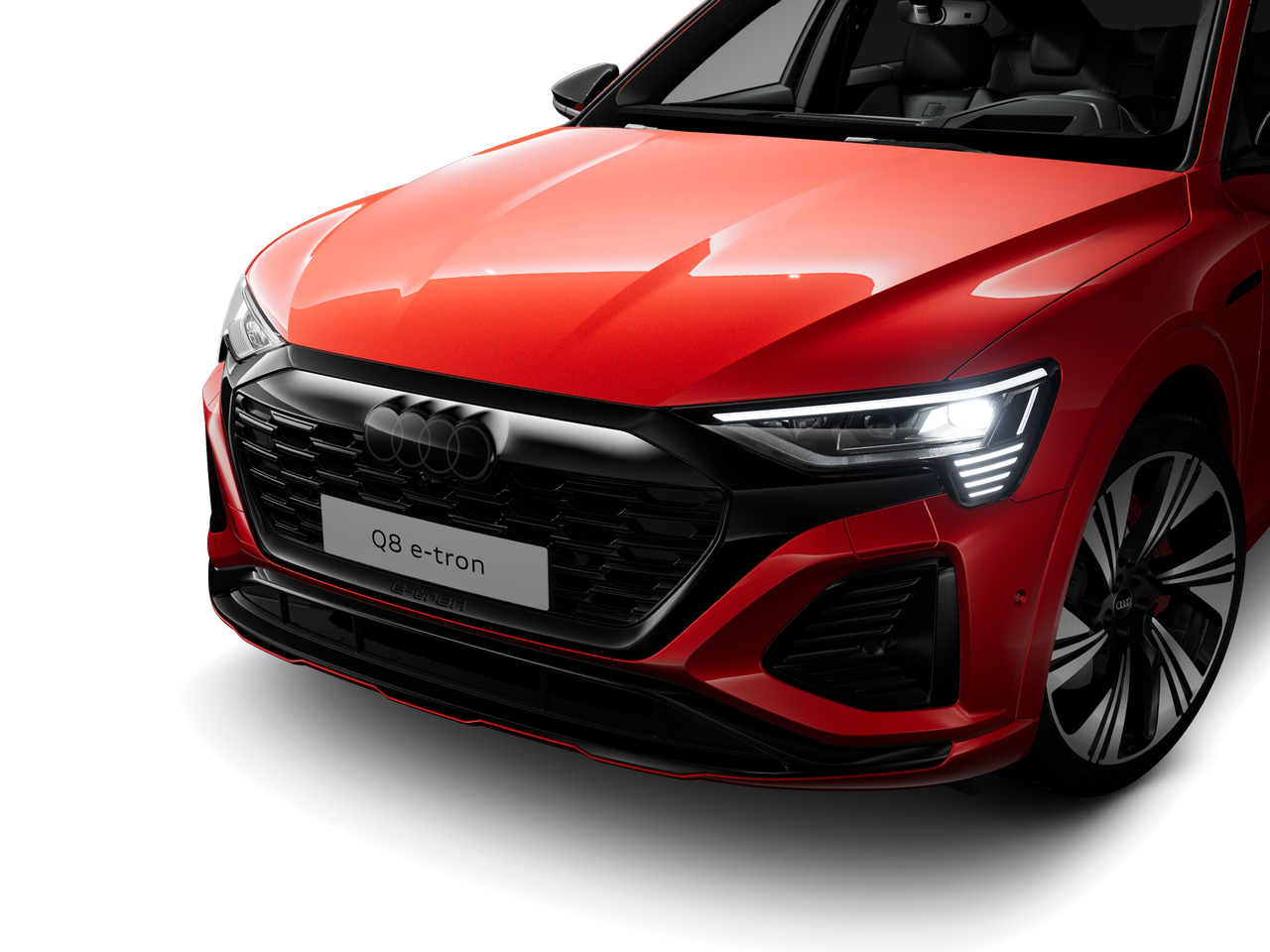 Obrázek Q8 Sportback S line 55 e-tron quattro