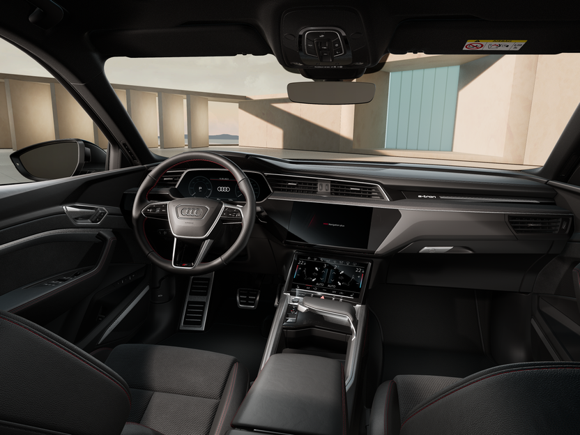 Obrázek Q8 Sportback S line 55 e-tron quattro